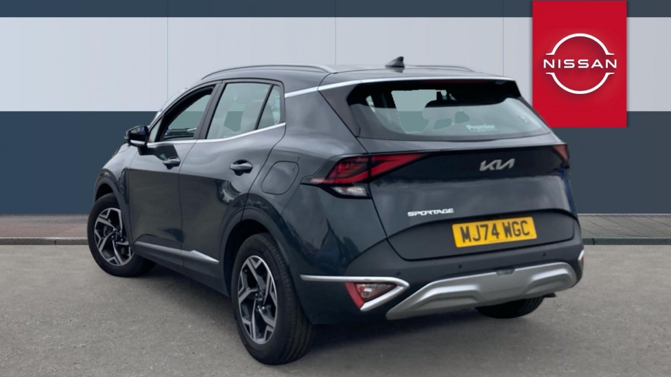 Kia Sportage 1.6T GDi 157 48V ISG 2 5dr Petrol Estate - Image 2