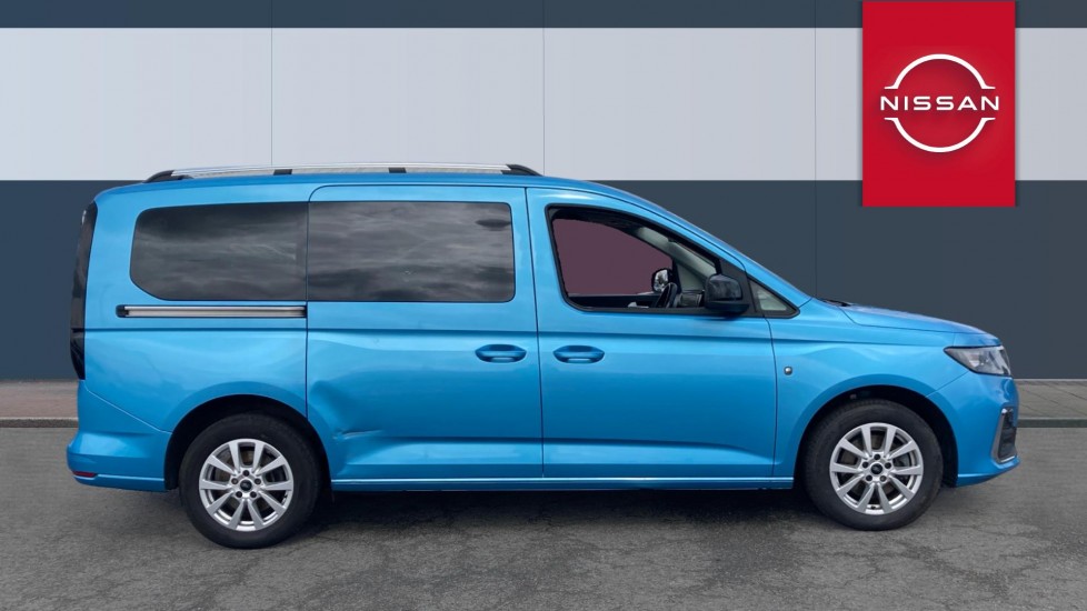 Ford Tourneo Connect 2.0 EcoBlue Titanium 5dr [7 seat] Diesel Estate - Image 5