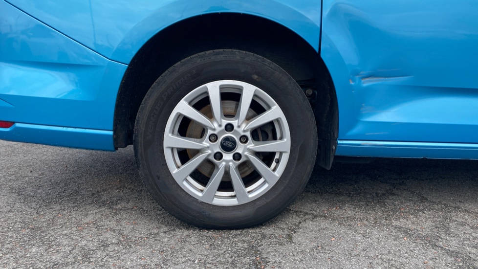 Ford Tourneo Connect 2.0 EcoBlue Titanium 5dr [7 seat] Diesel Estate - Image 7