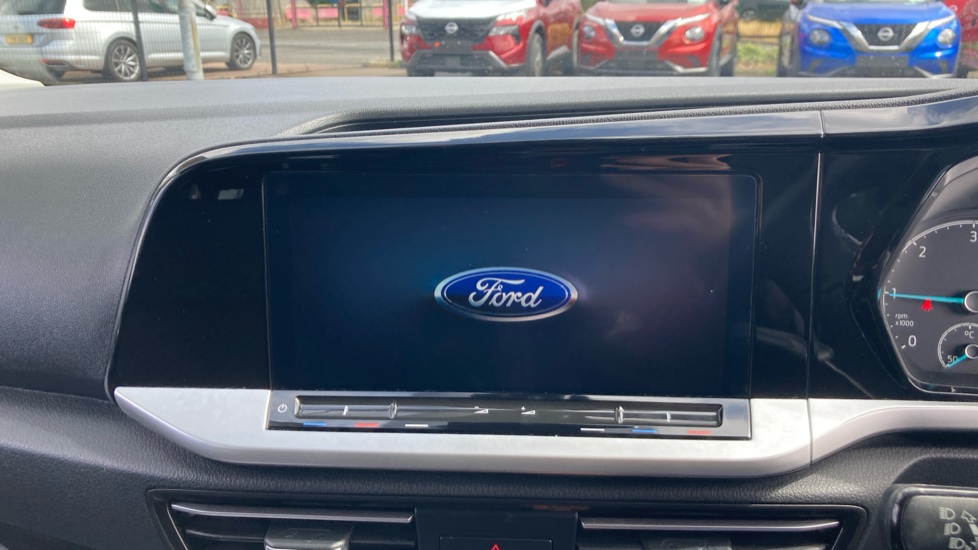 Ford Tourneo Connect 2.0 EcoBlue Titanium 5dr [7 seat] Diesel Estate - Image 12