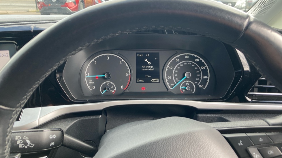 Ford Tourneo Connect 2.0 EcoBlue Titanium 5dr [7 seat] Diesel Estate - Image 18