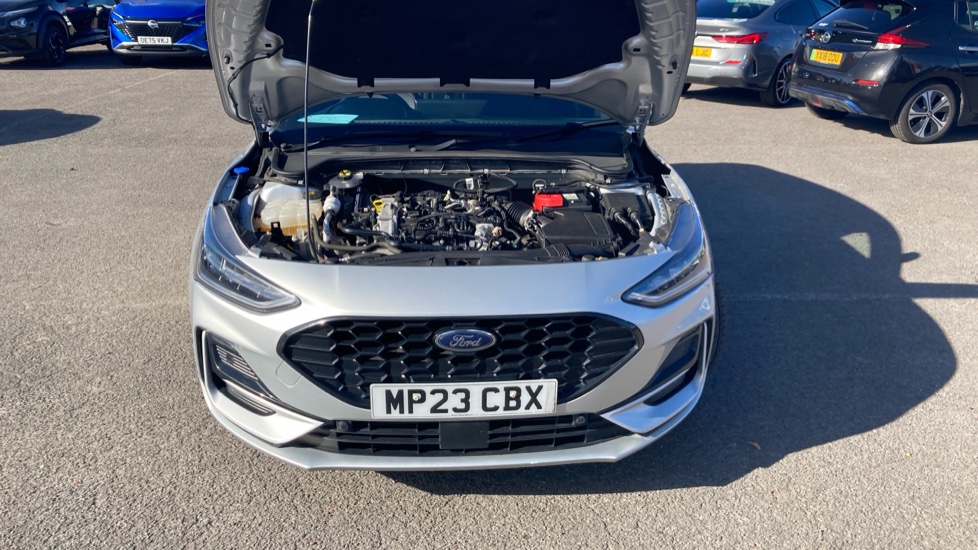 Ford Focus 1.0 EcoBoost Hybrid mHEV 155 ST-Line X 5dr Petrol Hatchback - Image 8