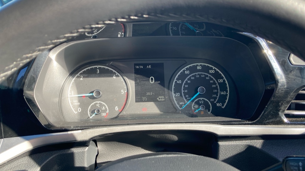 Ford Tourneo Connect 2.0 EcoBlue Active 5dr Diesel Estate - Image 18
