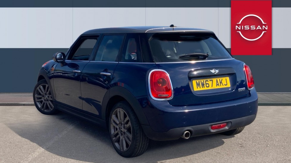 MINI Hatchback 1.5 Cooper Seven 5dr Petrol Hatchback - Image 2