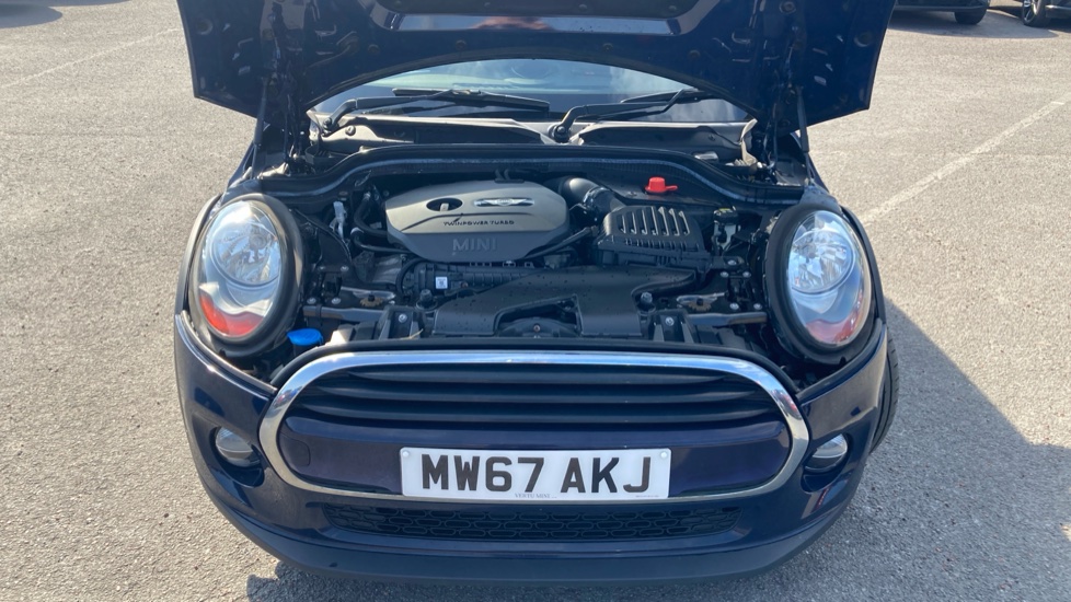MINI Hatchback 1.5 Cooper Seven 5dr Petrol Hatchback - Image 8