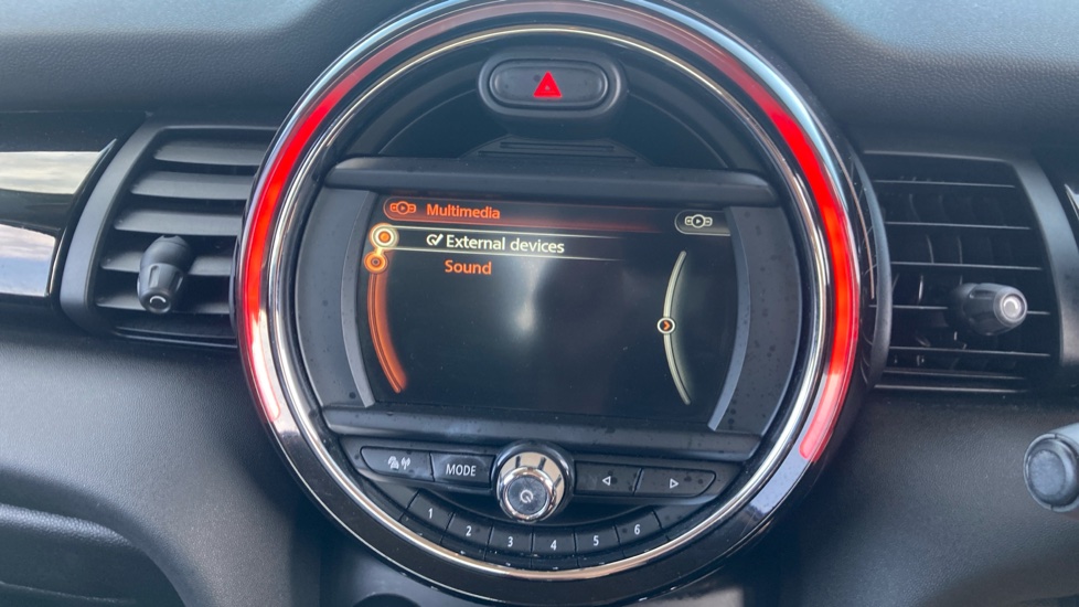 MINI Hatchback 1.5 Cooper Seven 5dr Petrol Hatchback - Image 12