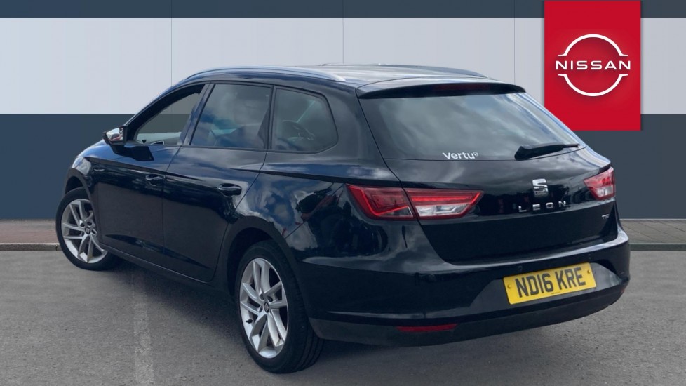 SEAT Leon 1.6 TDI SE Dynamic Technology 5dr Diesel Hatchback - Image 2