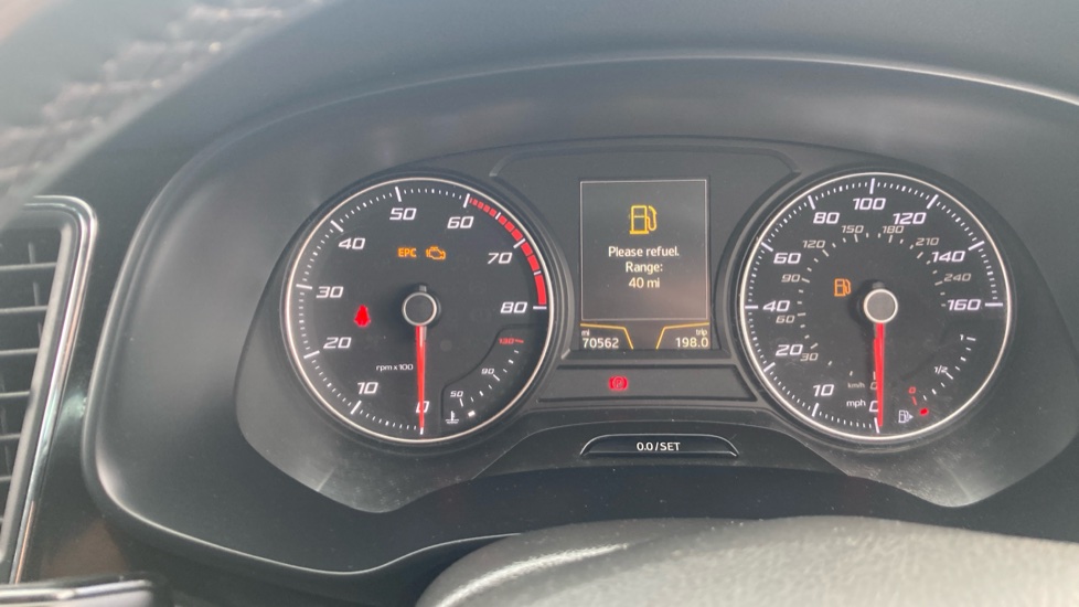 SEAT Leon 1.6 TDI SE Dynamic Technology 5dr Diesel Hatchback - Image 18