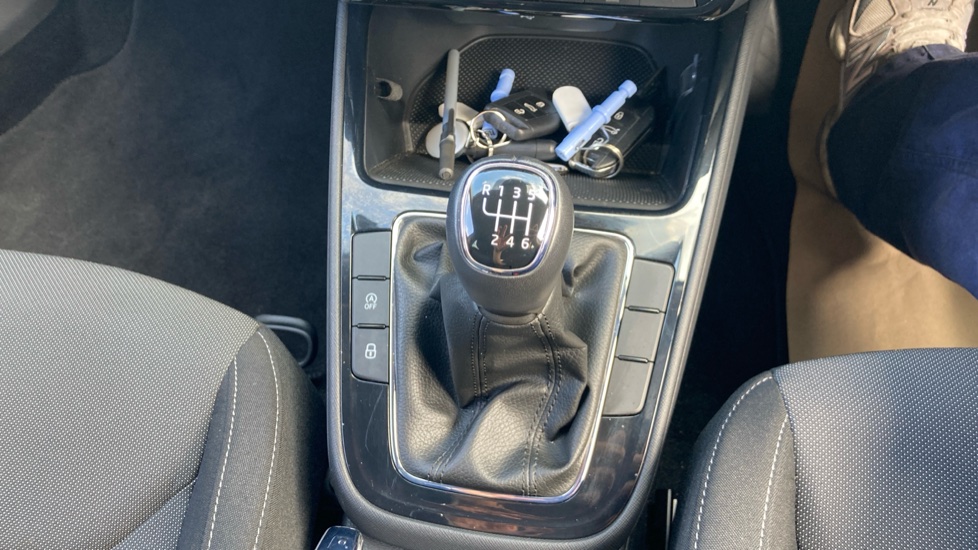 Skoda Fabia 1.0 TSI 116 Design Edition 5dr Petrol Hatchback - Image 13