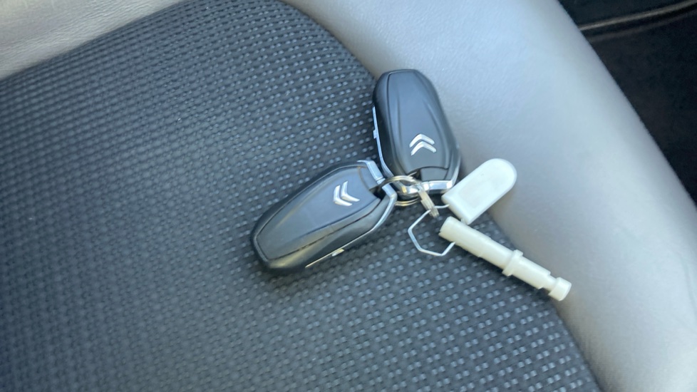 Citroen Grand C4 Picasso 1.6 BlueHDi Flair 5dr EAT6 Diesel Estate - Image 20