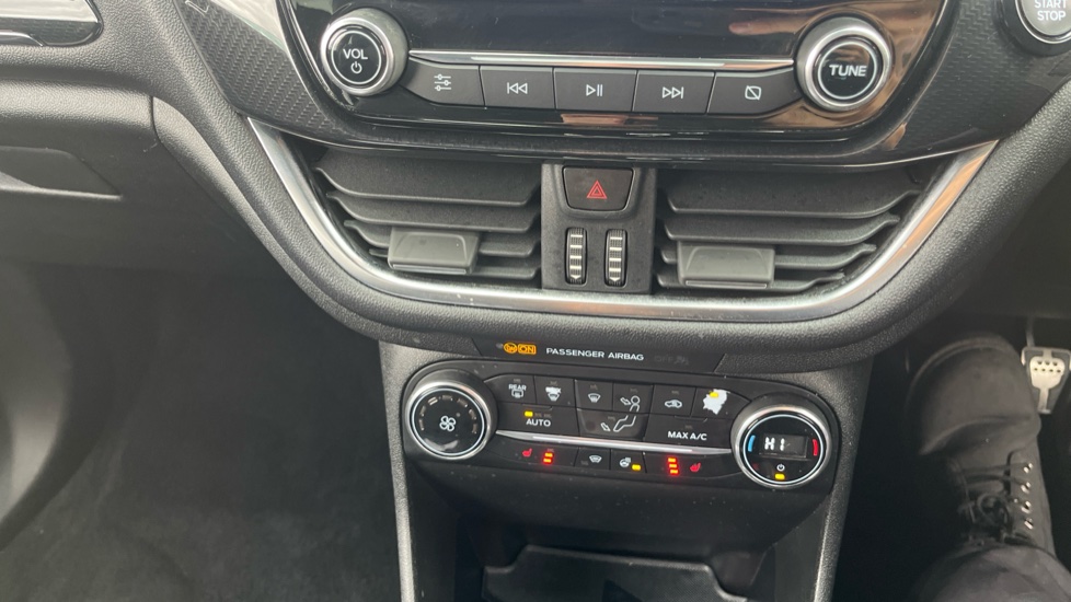 Ford Fiesta ST 1.5 EcoBoost ST-3 3dr Petrol Hatchback - Image 22