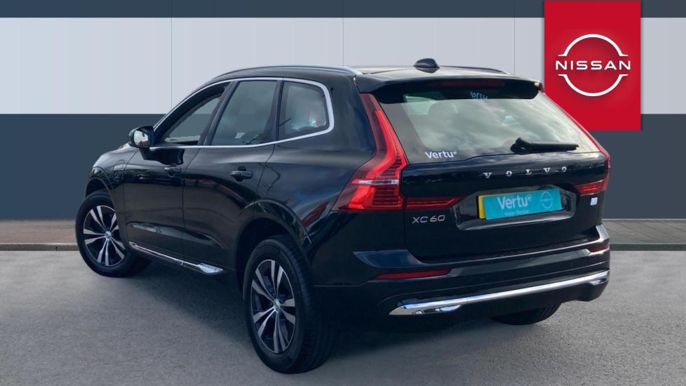 Volvo XC60 2.0 T6 RC PHEV Inscription Expression 5dr AWD Auto Estate - Image 2