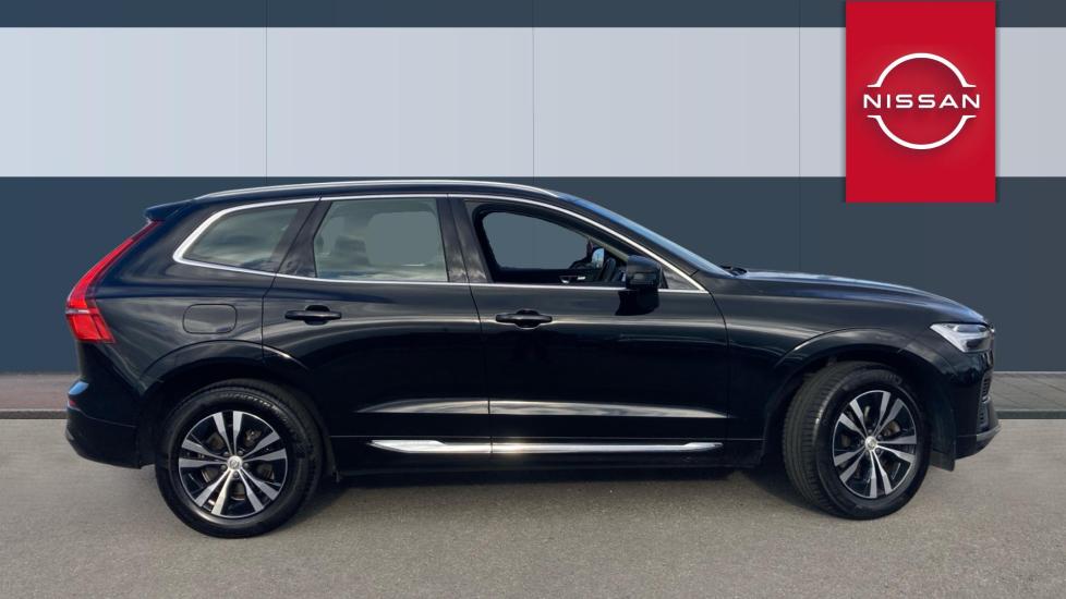 Volvo XC60 2.0 T6 RC PHEV Inscription Expression 5dr AWD Auto Estate - Image 5