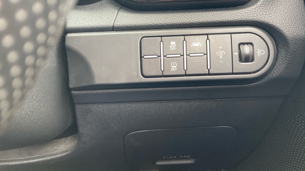 Kia Ceed 1.5T GDi ISG GT-Line 5dr Petrol Hatchback - Image 25