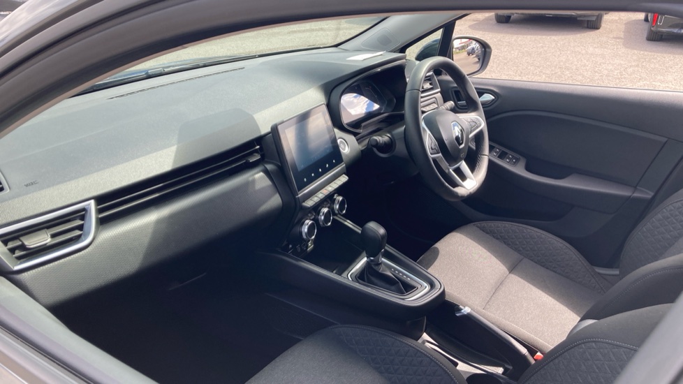 Renault Clio 1.6 E-TECH full hybrid 145 Evolution 5dr Auto Hybrid Hatchback - Image 9