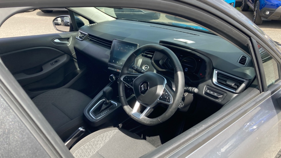 Renault Clio 1.6 E-TECH full hybrid 145 Evolution 5dr Auto Hybrid Hatchback - Image 11