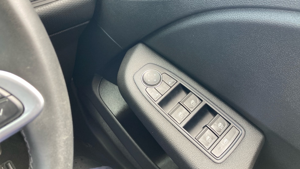 Renault Clio 1.6 E-TECH full hybrid 145 Evolution 5dr Auto Hybrid Hatchback - Image 25
