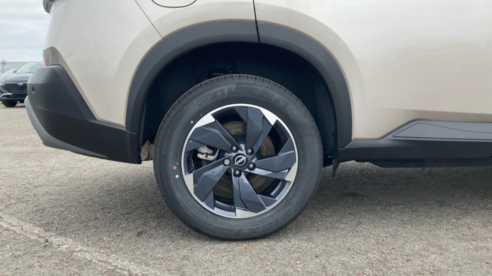 Nissan X-Trail 1.5 E-Power 204 Acenta Premium 5dr Xtronic Hybrid Station Wagon - Image 7