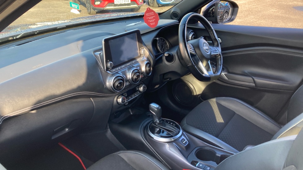 Nissan Juke 1.6 Hybrid N-Connecta 5dr Auto Hybrid Hatchback - Image 9