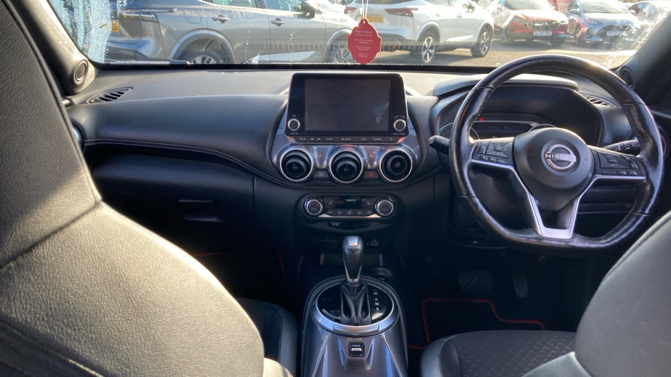 Nissan Juke 1.6 Hybrid N-Connecta 5dr Auto Hybrid Hatchback - Image 10