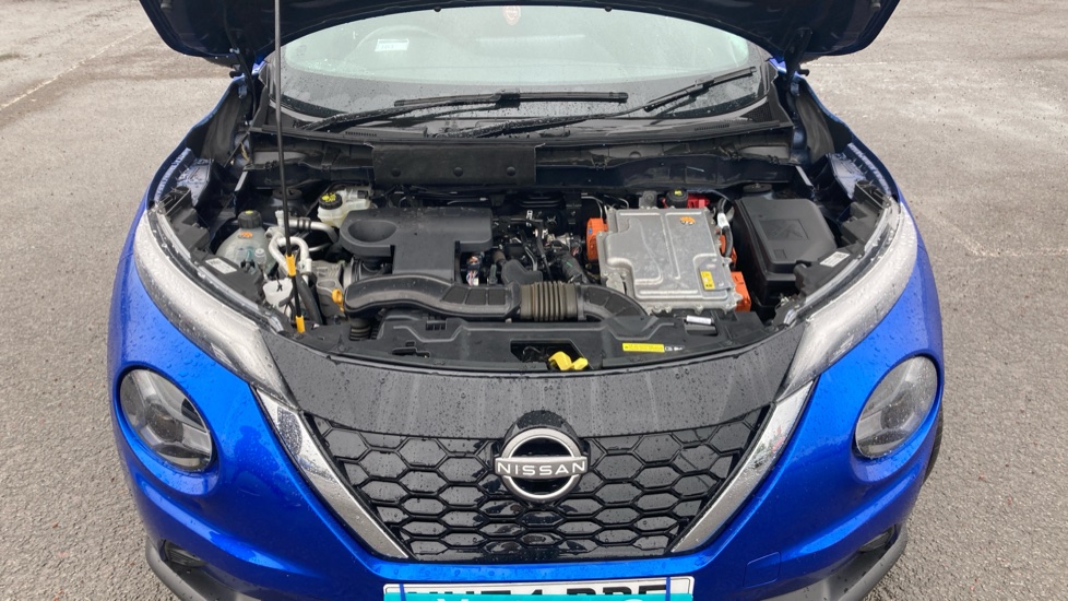 Nissan Juke 1.6 Hybrid N-Connecta 5dr Auto Hybrid Hatchback - Image 8