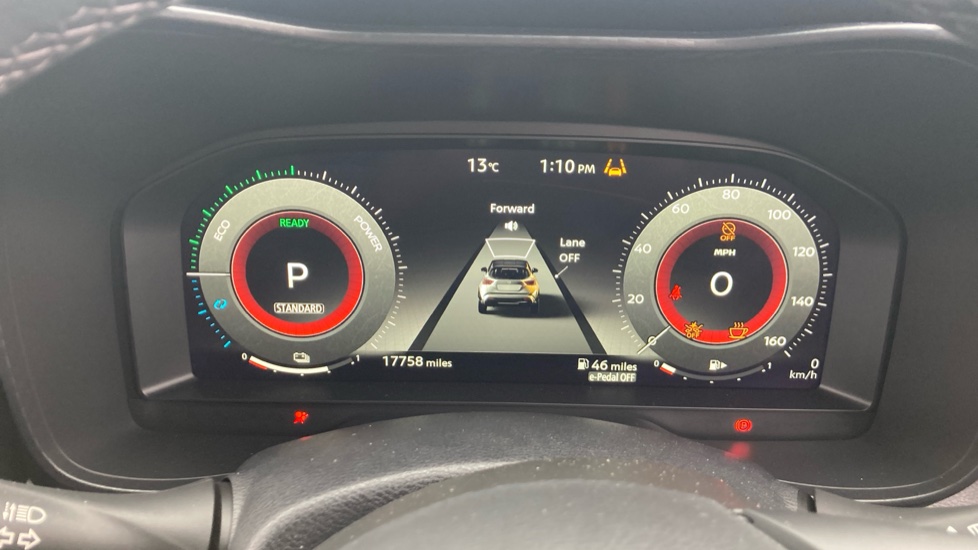 Nissan Juke 1.6 Hybrid N-Connecta 5dr Auto Hybrid Hatchback - Image 18