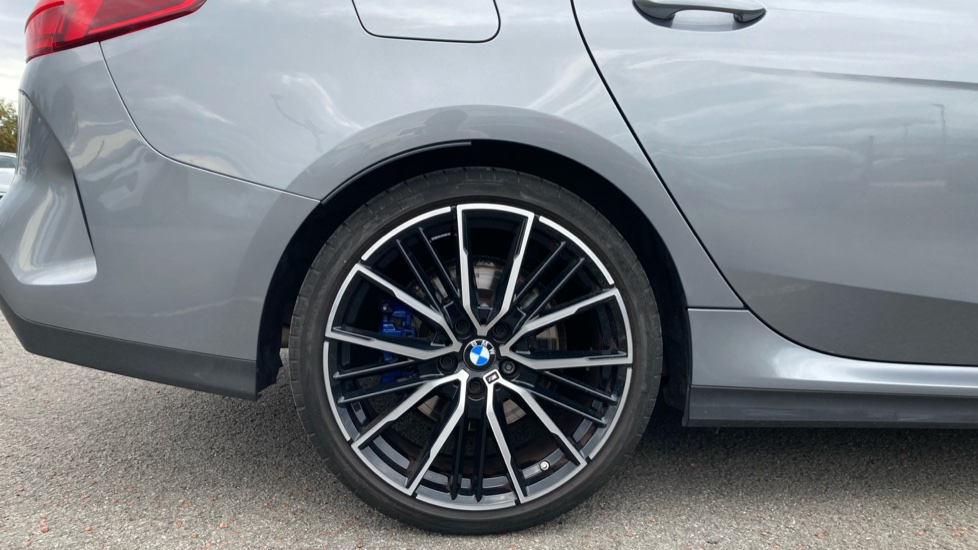 BMW 2 Series 218i [136] M Sport 4dr DCT Petrol Saloon - Image 7