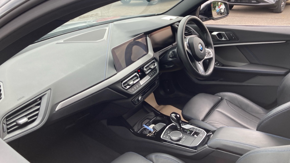 BMW 2 Series 218i [136] M Sport 4dr DCT Petrol Saloon - Image 9