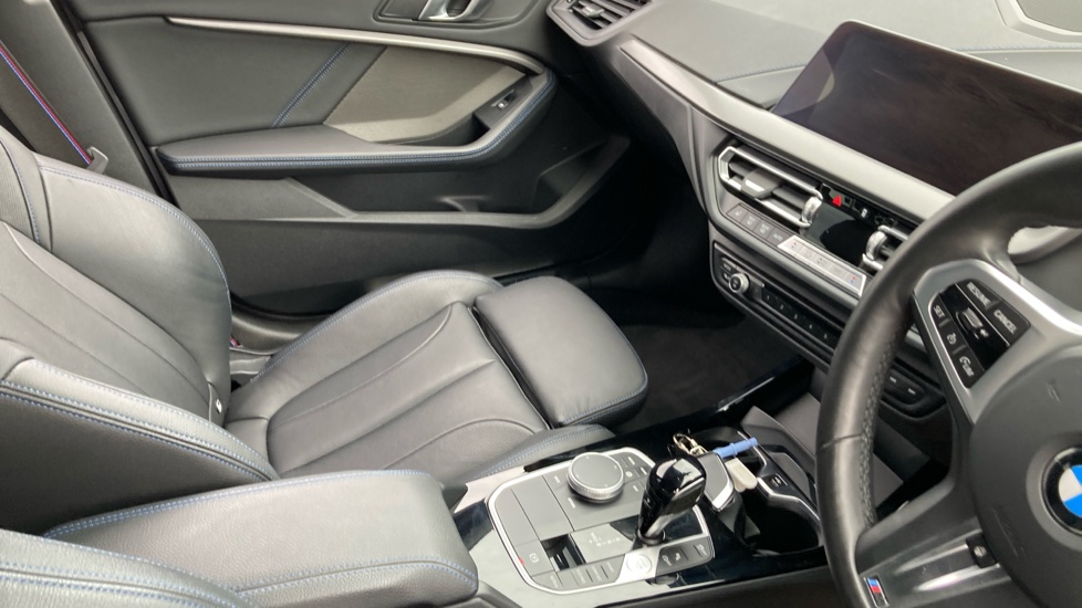 BMW 2 Series 218i [136] M Sport 4dr DCT Petrol Saloon - Image 14