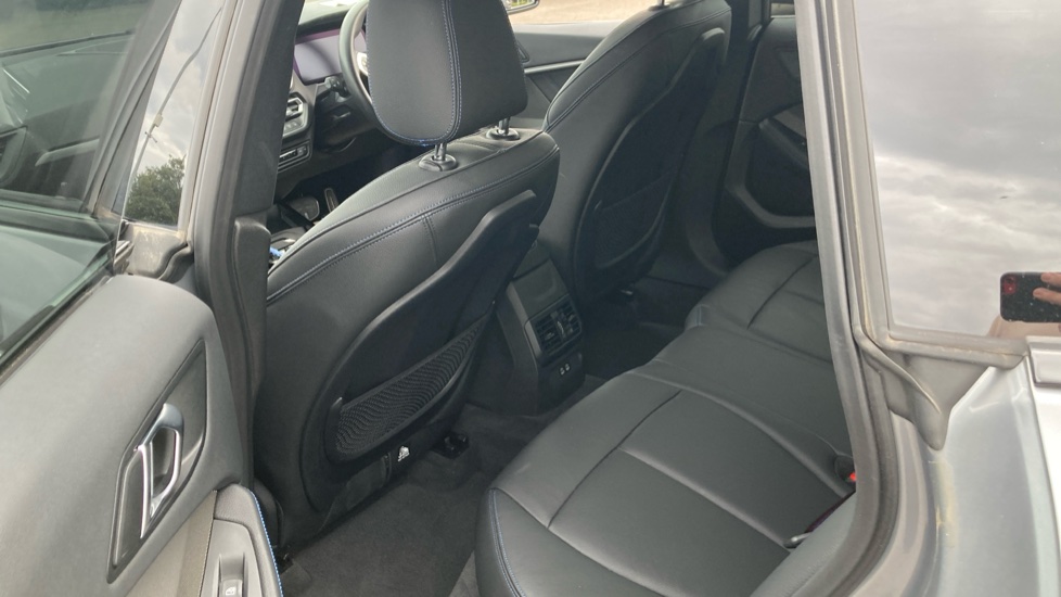 BMW 2 Series 218i [136] M Sport 4dr DCT Petrol Saloon - Image 16