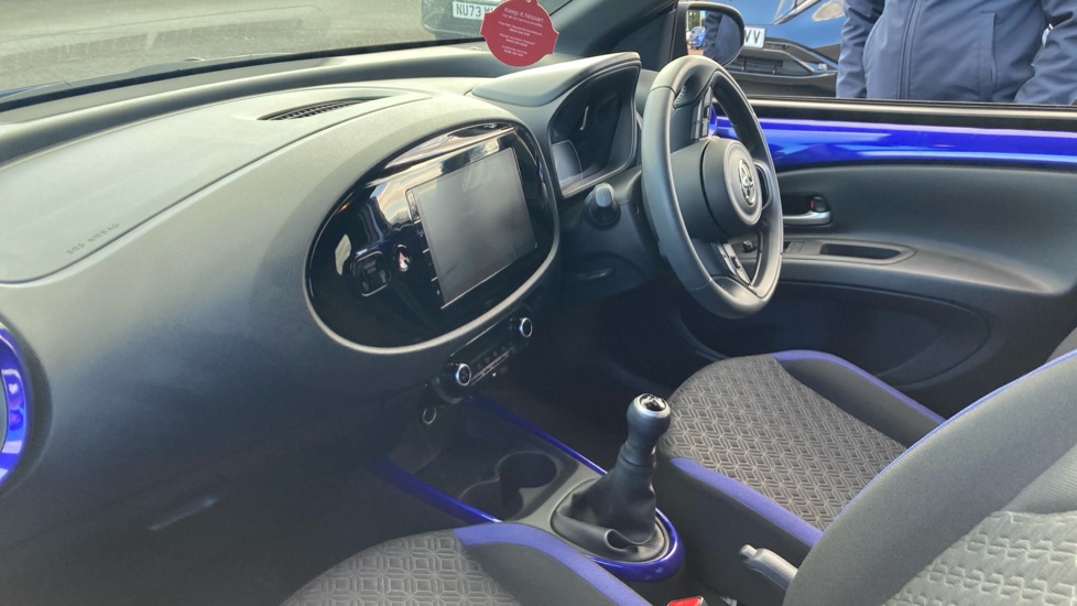 Toyota Aygo X 1.0 VVT-i Edge 5dr Petrol Hatchback - Image 9