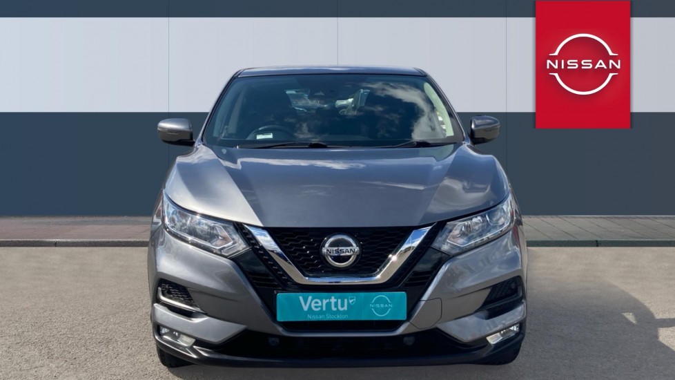 Nissan Qashqai 1.3 DiG-T Acenta Premium 5dr Petrol Hatchback - Image 3