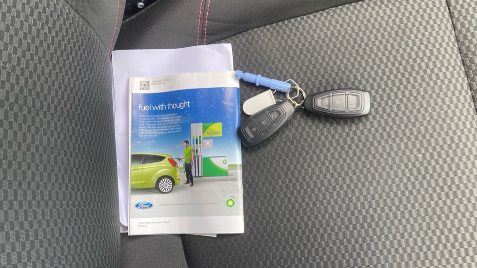 Ford Puma 1.0 EcoBoost Hybrid mHEV ST-Line 5dr Petrol Hatchback - Image 19