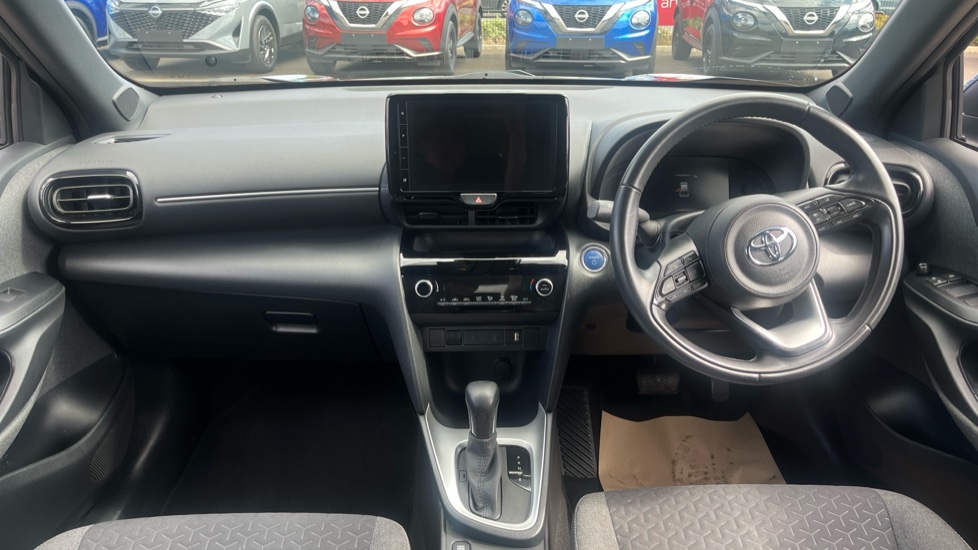 Toyota Yaris Cross 1.5 Hybrid Design 5dr CVT Hybrid Estate - Image 10