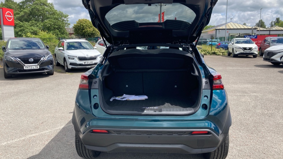 Nissan Juke 1.6 Hybrid Pulse Edition 5dr Auto Hybrid Hatchback - Image 4