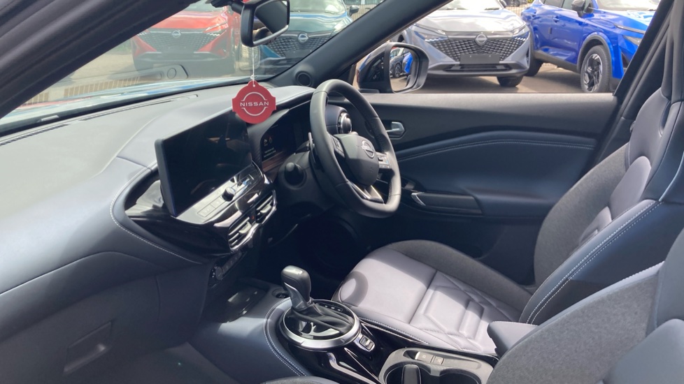 Nissan Juke 1.0 DiG-T Pulse Edition 5dr DCT Petrol Hatchback - Image 9