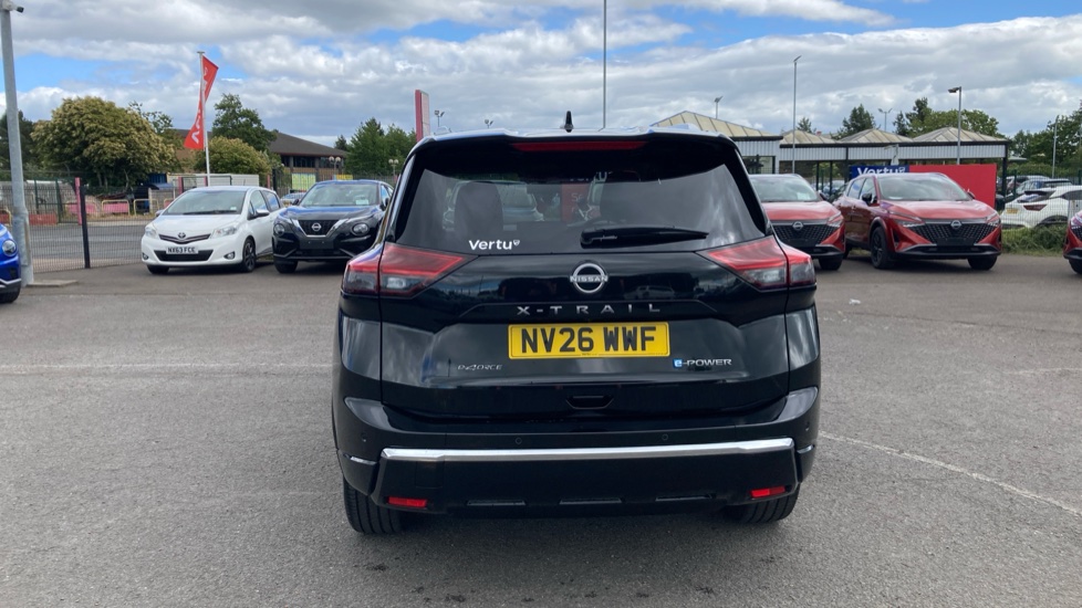 Nissan X-Trail 1.5 E-Power E-4orce 213 Tekna 5dr [7 Seat] Auto Hybrid Station Wagon - Image 4