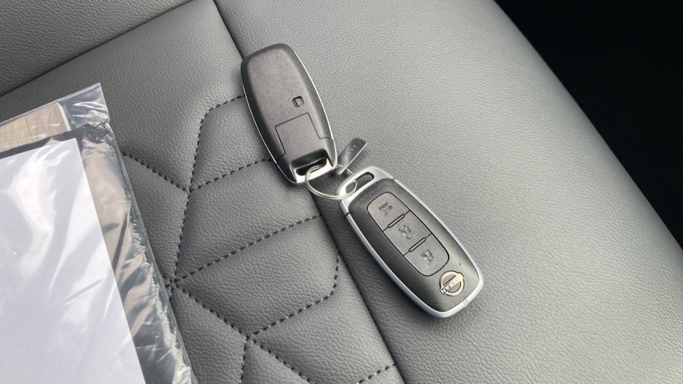 Nissan Qashqai 1.5 E-Power 205 Tekna 5dr Auto Hybrid Hatchback - Image 20