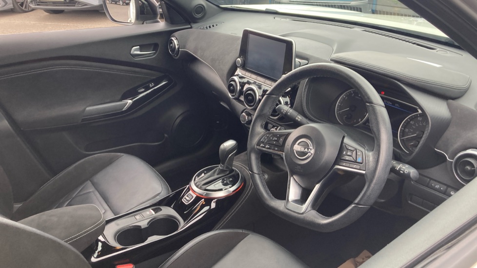 Nissan Juke 1.0 DiG-T 114 Tekna+ 5dr DCT Petrol Hatchback - Image 11