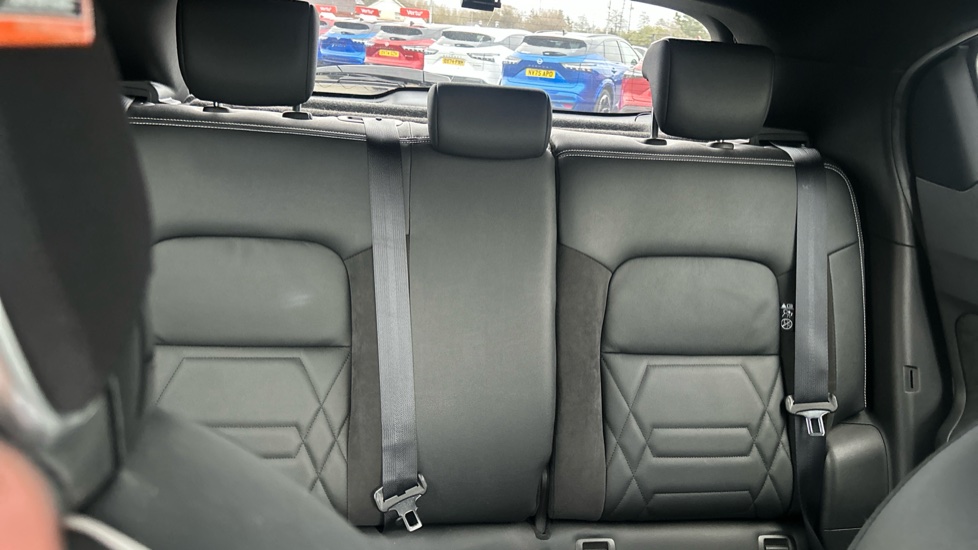 Nissan Juke 1.6 Hybrid Tekna+ 5dr Auto Hybrid Hatchback - Image 15