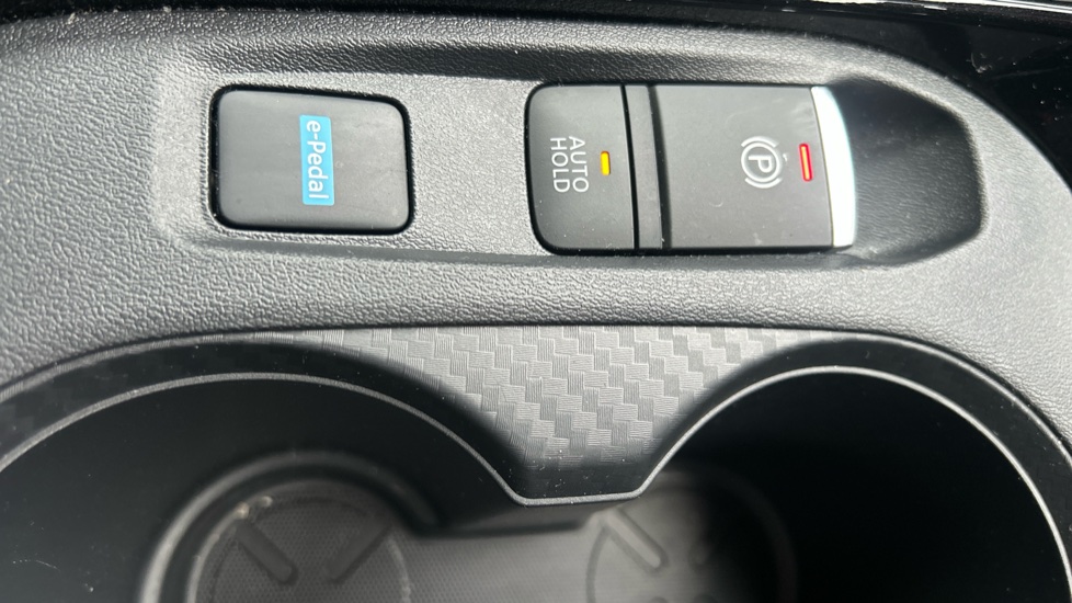Nissan Juke 1.6 Hybrid Tekna+ 5dr Auto Hybrid Hatchback - Image 26