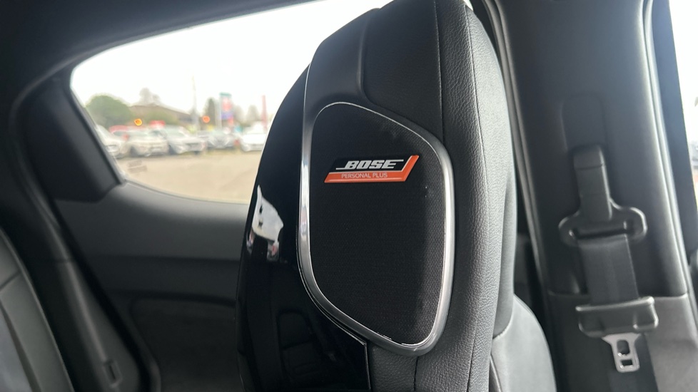 Nissan Juke 1.6 Hybrid Tekna+ 5dr Auto Hybrid Hatchback - Image 28
