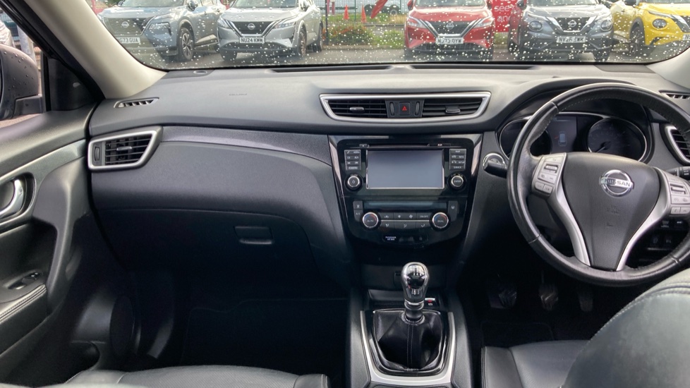 Nissan X-Trail 1.6 dCi Tekna 5dr 4WD [7 Seat] Diesel Station Wagon - Image 10