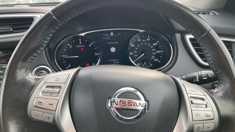 Nissan X-Trail 1.6 dCi Tekna 5dr 4WD [7 Seat] Diesel Station Wagon - Image 24