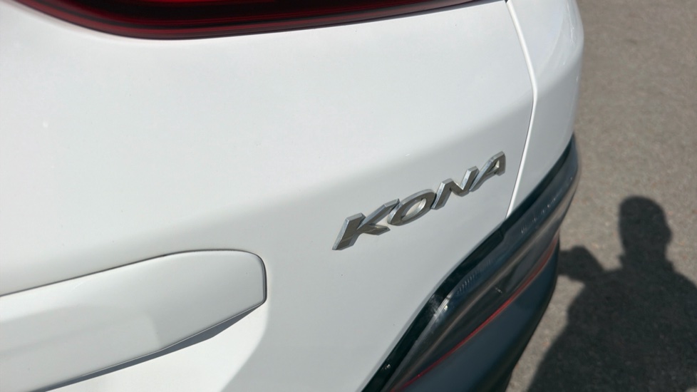 Hyundai KONA 1.0 TGDi 48V MHEV Premium 5dr Petrol Hatchback - Image 8