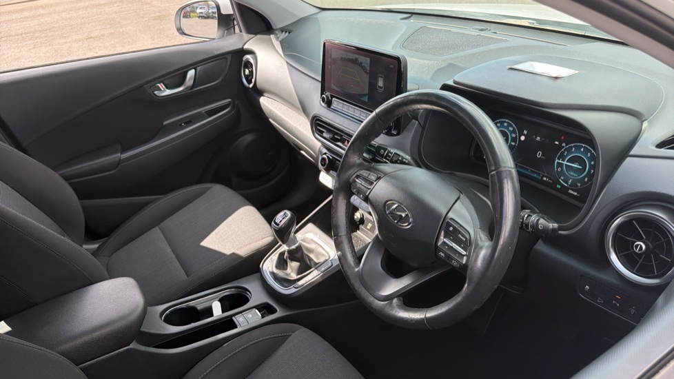 Hyundai KONA 1.0 TGDi 48V MHEV Premium 5dr Petrol Hatchback - Image 9
