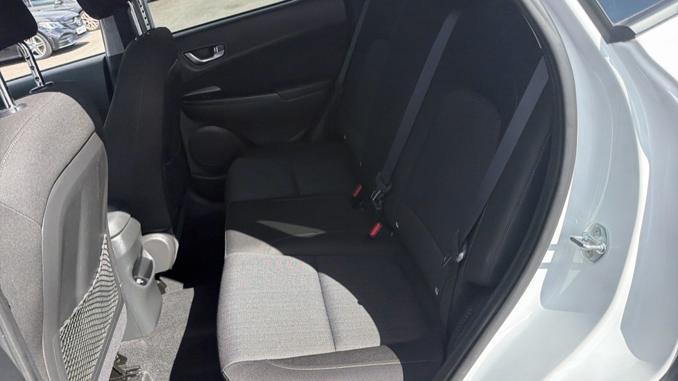 Hyundai KONA 1.0 TGDi 48V MHEV Premium 5dr Petrol Hatchback - Image 16