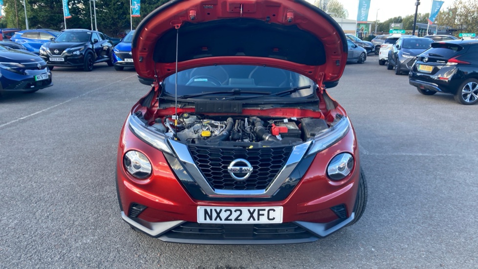 Nissan Juke 1.0 DiG-T 114 N-Connecta 5dr Petrol Hatchback - Image 8
