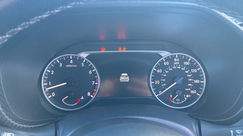 Nissan Juke 1.0 DiG-T 114 N-Connecta 5dr Petrol Hatchback - Image 18