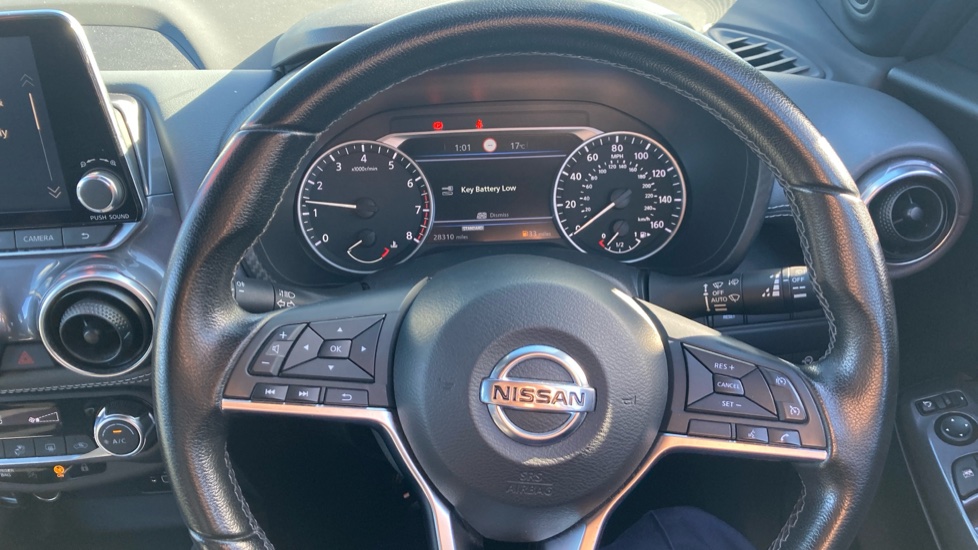 Nissan Juke 1.0 DiG-T 114 N-Connecta 5dr Petrol Hatchback - Image 22